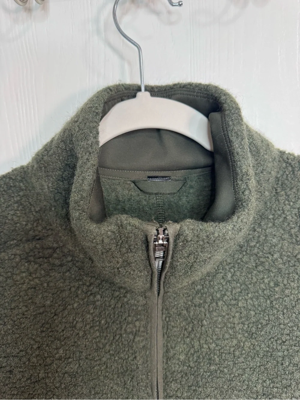 Lululemon Tundra Trek 1/2 Zip Heathered Dark Olive Men’s Size L Active Wool Cozy